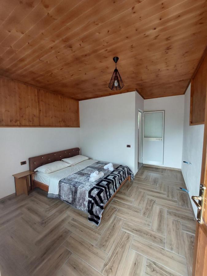 Driti Gh Nderlysa Hotell Shkodër Exteriör bild